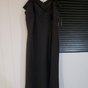 Black Long Evening Gown, Sz 20W, New with Tags, En Focus Women